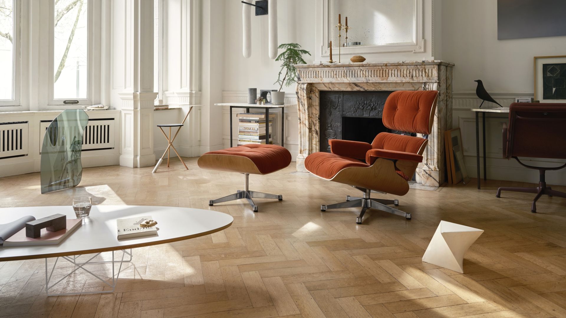 Relax Eames Lounge Chair